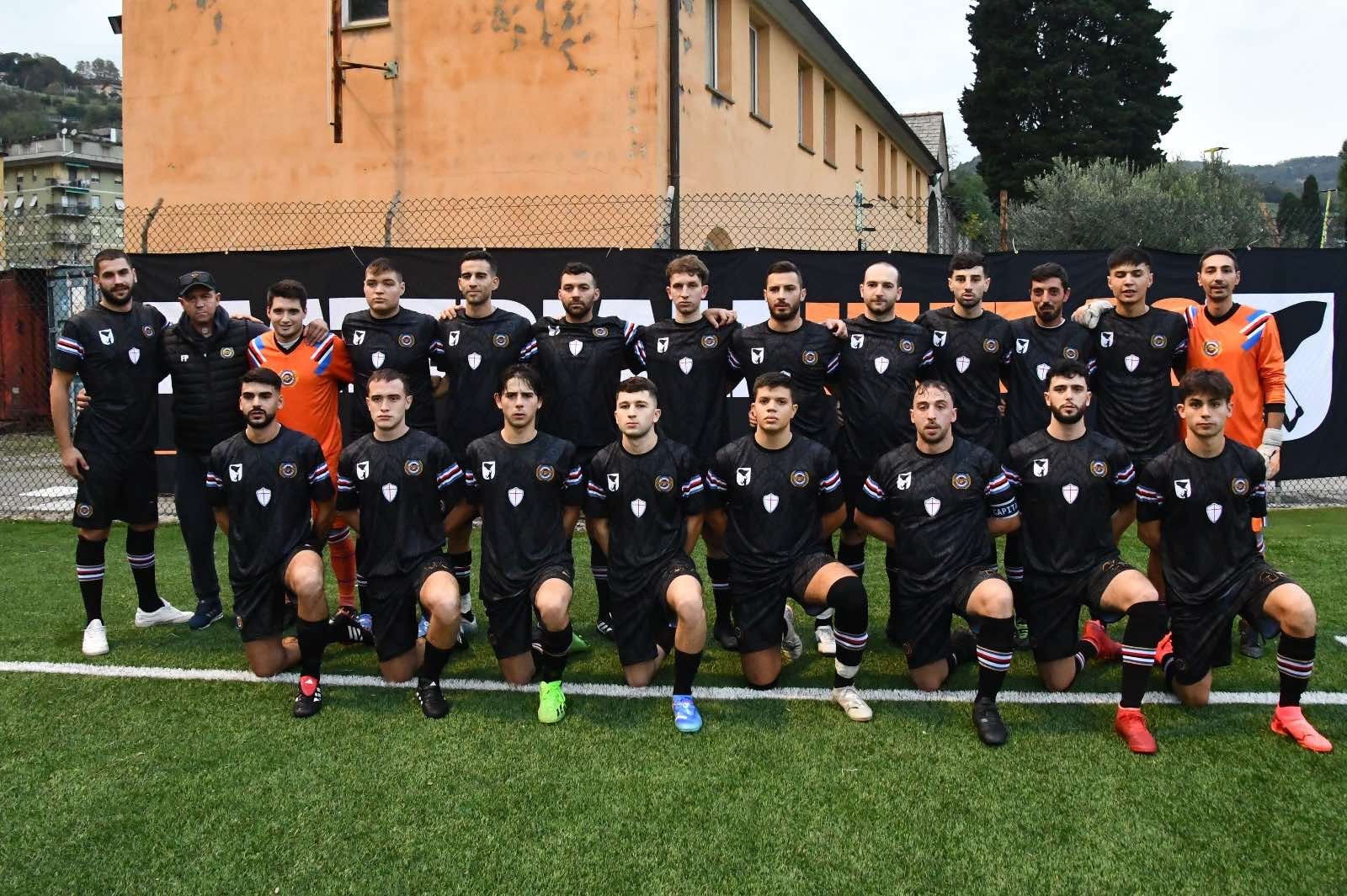 Divise calcio personalizzate Materiale Ultras